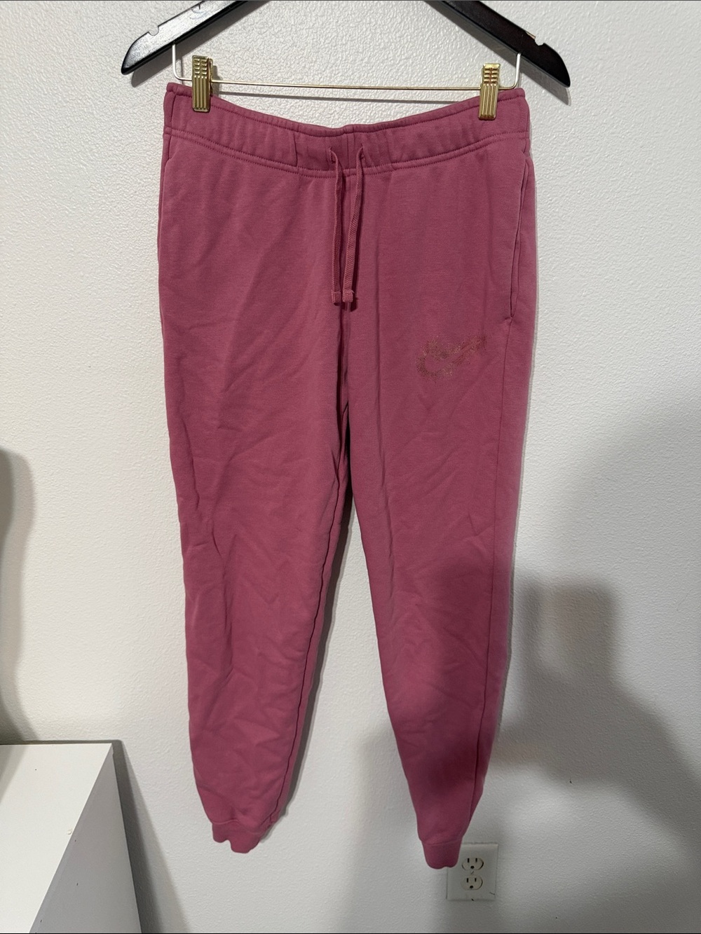 Nike Women's Dusty Rose Jogger Sweatpants